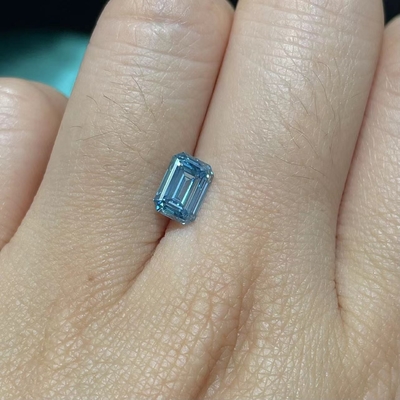 10 Mohs Emerald Cut Diamond sviluppato laboratorio blu IGI hanno certificato