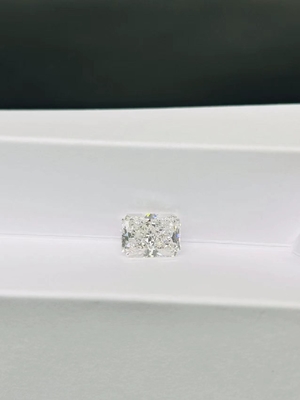 Pietra di grandi dimensioni 5.3ct Radiante forma laboratorio Creato come coltivato non trattato CVD diamante IGI certificato fabbrica vendita diretta