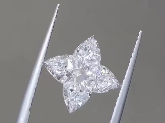 Diamanti coltivati in laboratorio bianco 4CT CVD LV Cut Loose Diamond DEF VS1 Per la decorazione dei gioielli