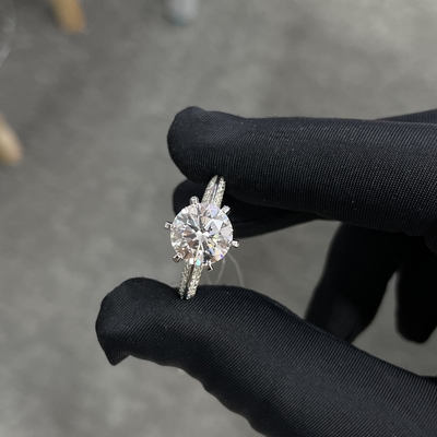 Anelli di diamanti coltivati in laboratorio 3.01ct CVD Bianco F VS2 Metà di paese Stile rotondo