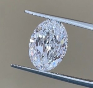 Diamante bianco di grande dimensione creato in laboratorio prezzo all'ingrosso 4CT taglio ovale incolore con certificato IGI